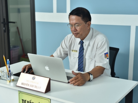 THỪA PHÁT LẠI - NGUYỄN VĂN TRUNG